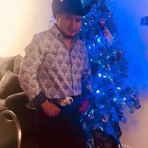 Meet your Posher, Gregorio